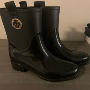 Guess Rain boots Size 9